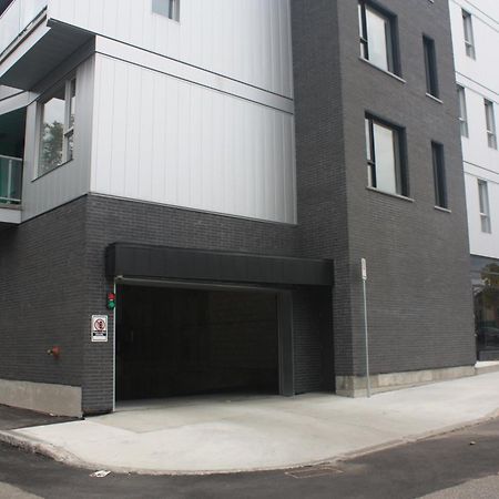 Le Kaméléon 318 : interieur parking, rooftop terrace, gym Québec Buitenkant foto