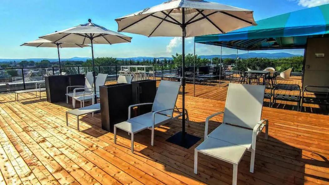 Le Kaméléon 318 : interieur parking, rooftop terrace, gym Québec Buitenkant foto